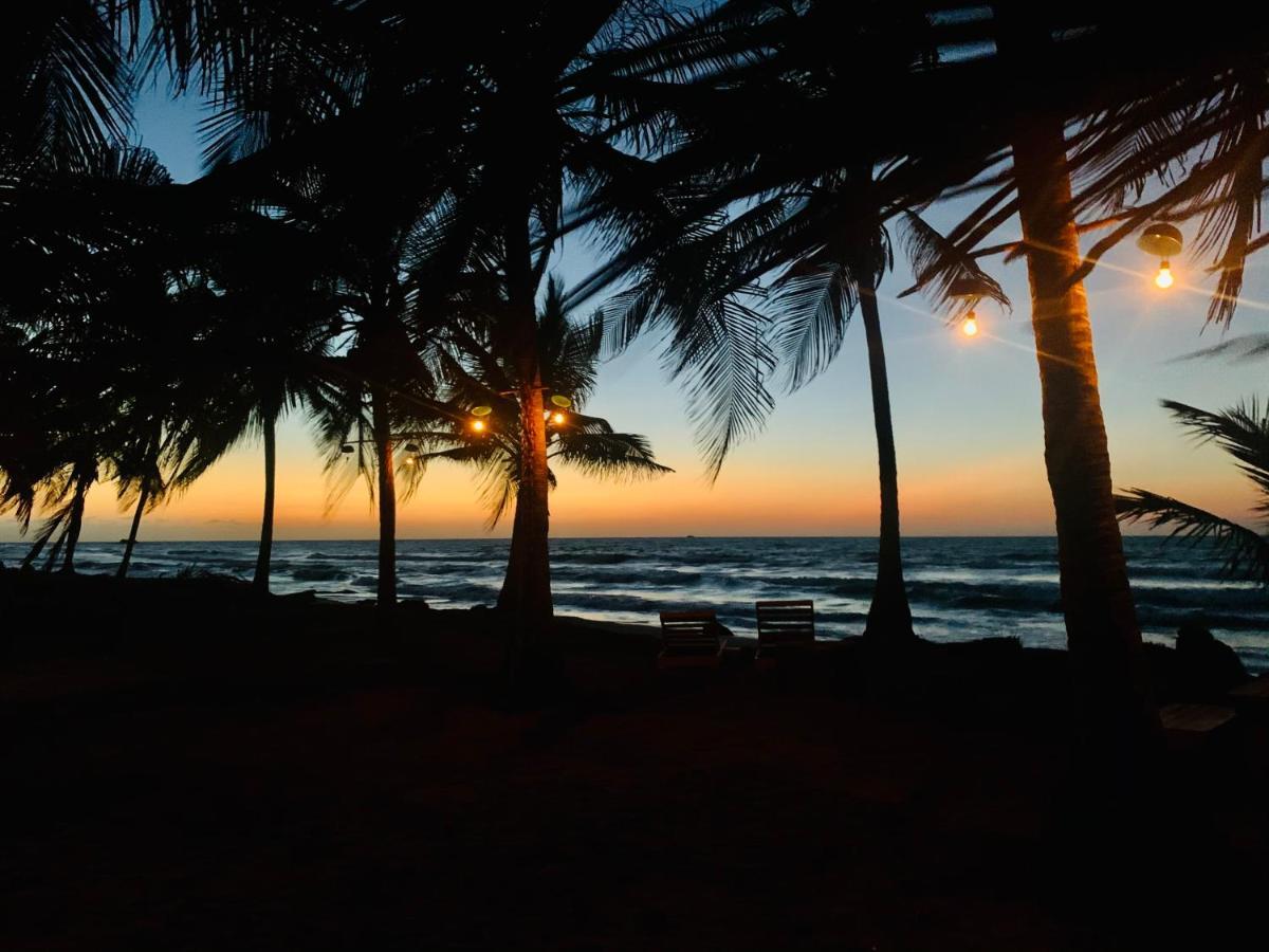 Playa Jaguar - Beach Club Monitos Exterior foto